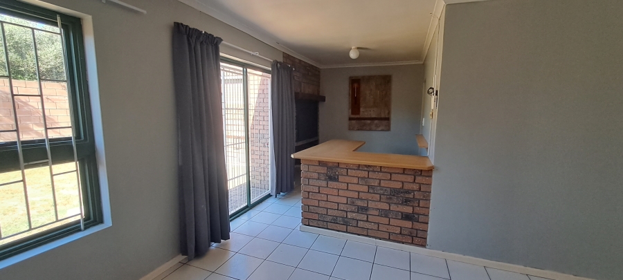 2 Bedroom Property for Sale in Vredenburg Western Cape